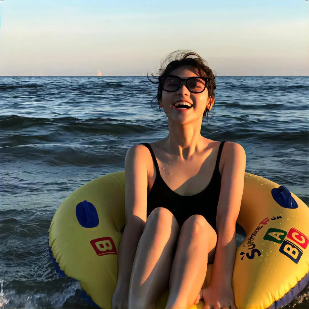 汤与意识形态 海报