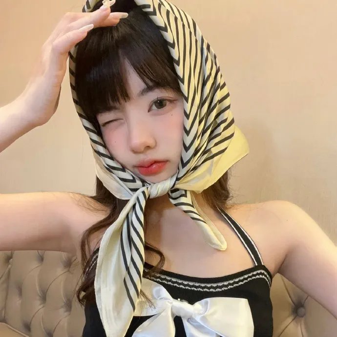 客人是王 海报