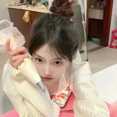 伊娜：初生之犊 海报